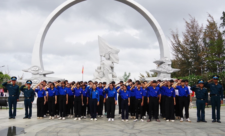 Khánh Hòa: Ban Thường vụ Tỉnh ủy ban hành Kế hoạch thực hiện công tác lý luận chính trị năm 2026