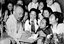 Nhận thức và thực hành văn hóa Hồ Chí Minh