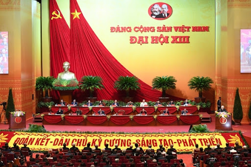 Đổi mới đào tạo, bồi dưỡng cán bộ đáp ứng yêu cầu đẩy mạnh công tác xây dựng, chỉnh đốn Đảng và hệ thống chính trị