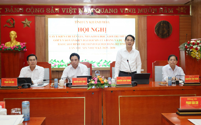 Các chuyên gia, nhà khoa học góp ý văn kiện Đại hội XIV của Đảng và dự thảo Báo cáo chính trị trình Đại hội Đảng bộ tỉnh lần thứ XIX