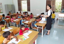 Tăng cường tiếng Việt cho trẻ dân tộc thiểu số