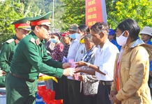 Xuân đoàn kết, Tết thắm tình quân dân