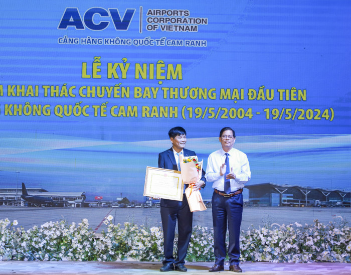 Cảng Hàng không quốc tế Cam Ranh:  Kỷ niệm 20 năm ngày khai thác chuyến bay thương mại đầu tiên