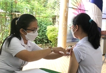 Phát động chiến dịch cao điểm tiêm vắc xin phòng Covid-19 cho trẻ từ 12 đến dưới 18 tuổi
