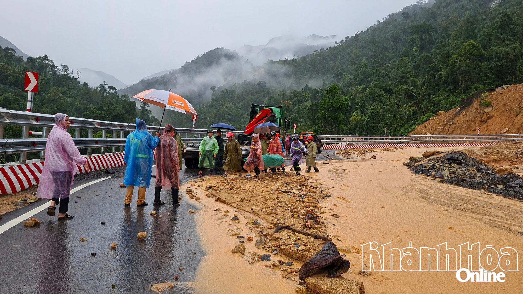Công điện của UBND tỉnh Khánh Hòa về chủ động phòng, tránh, ứng phó mưa lớn, lũ quét, sạt lở đất