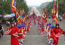 Triệu trái tim cùng hướng về đất Tổ