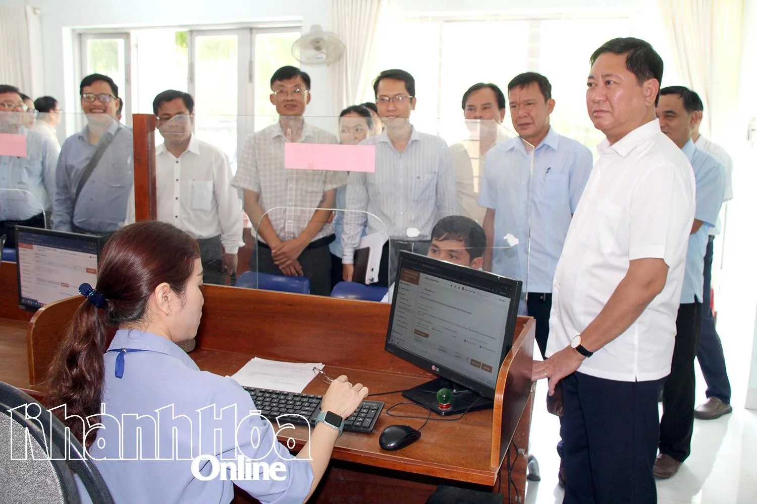 Ban Thường vụ Tỉnh ủy Khánh Hòa triển khai thực hiện Kết luận số 174-KL/TW, ngày 04/7/2025 của Bộ Chính trị về đơn vị hành chính hai cấp