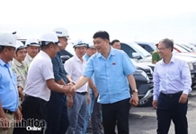 Phó Chủ tịch Quốc hội Vũ Hồng Thanh kiểm tra 2 dự án đường bộ cao tốc trên địa bàn tỉnh Khánh Hòa