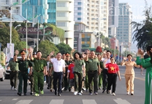 Tại Khánh Hòa, hơn 11.000 người tham gia hành trình “Cùng Việt Nam tiến bước”