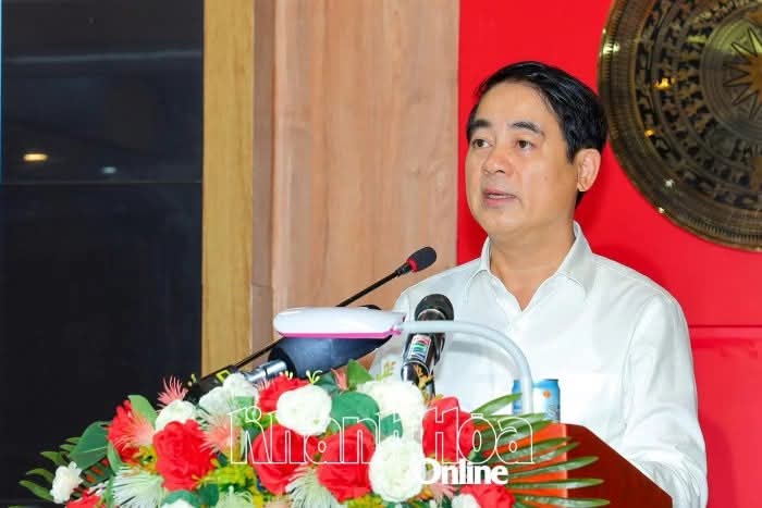 Ban Thường vụ Tỉnh ủy Khánh Hòa tổ chức Hội nghị báo cáo nhanh kết quả Hội nghị lần thứ 13 Ban Chấp hành Trung ương Đảng khóa XIII