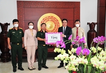 Ông Nguyễn Khắc Toàn thăm các đơn vị quân đội