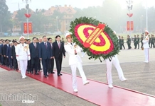 Lãnh đạo Đảng, Nhà nước và đại biểu dự Đại hội XIV của Đảng vào Lăng viếng Chủ tịch Hồ Chí Minh