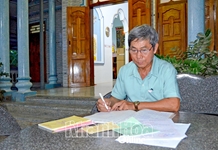 Sắt son tấm lòng theo Bác