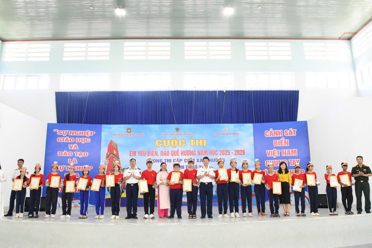 Tổ chức Cuộc thi “Em yêu biển, đảo quê hương” năm học 2025 - 2026 (Cụm 2)
