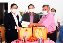 Chăm lo Tết cho đối tượng chính sách