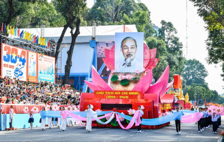TƯ TƯỞNG HỒ CHÍ MINH SOI SÁNG HÀNH TRÌNH PHÁT TRIỂN ĐẤT NƯỚC