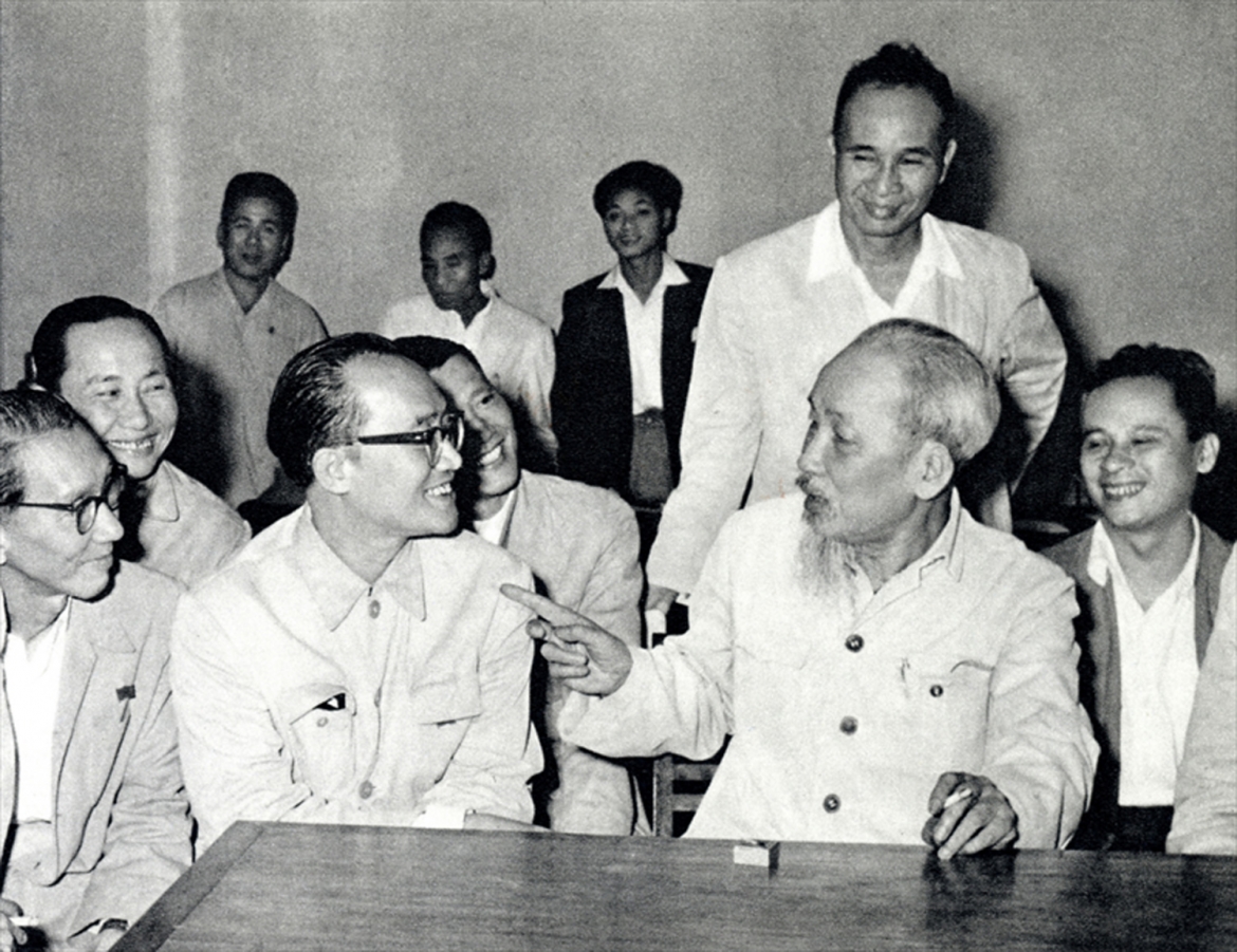 Học tập Chủ tịch Hồ Chí Minh thu hút và trọng dụng nhân tài