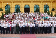 Chủ tịch nước Lương Cường gặp mặt, tuyên dương 150 nhà báo, người làm báo tiêu biểu