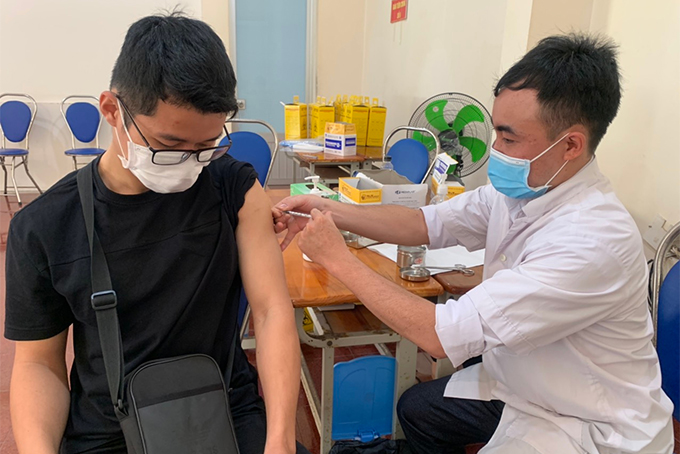 Đẩy nhanh hơn nữa tiến độ tiêm vắc xin phòng Covid-19