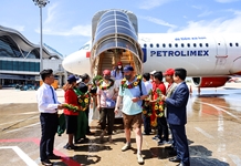 Đón đoàn khách Hàn Quốc đầu tiên trở lại Nha Trang - Khánh Hòa sau dịch Covid-19