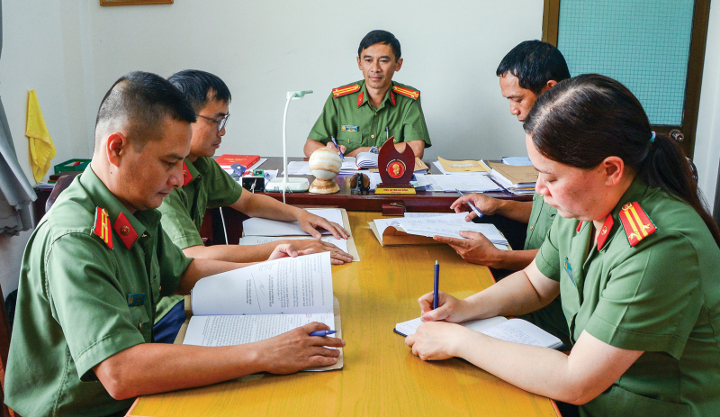 Cảnh tỉnh người lầm đường, nghiêm trị kẻ phá hoại sự bình yên các buôn làng