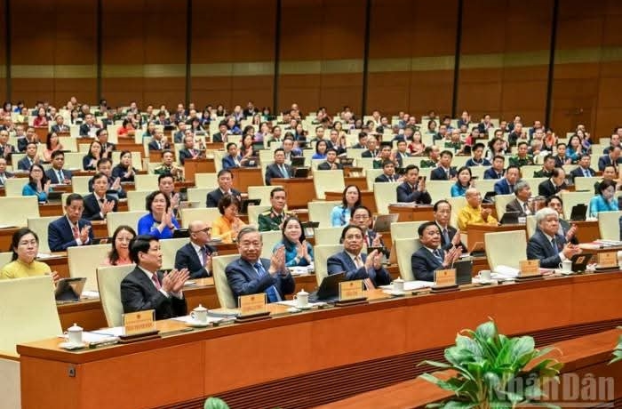 Khai mạc trọng thể Kỳ họp thứ 10, Quốc hội khóa XV