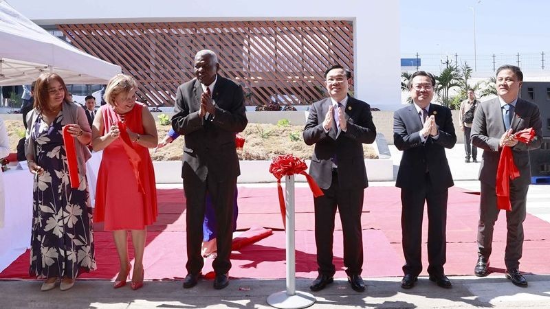 Thúc đẩy, triển khai các dự án quan trọng tại nước bạn Cuba