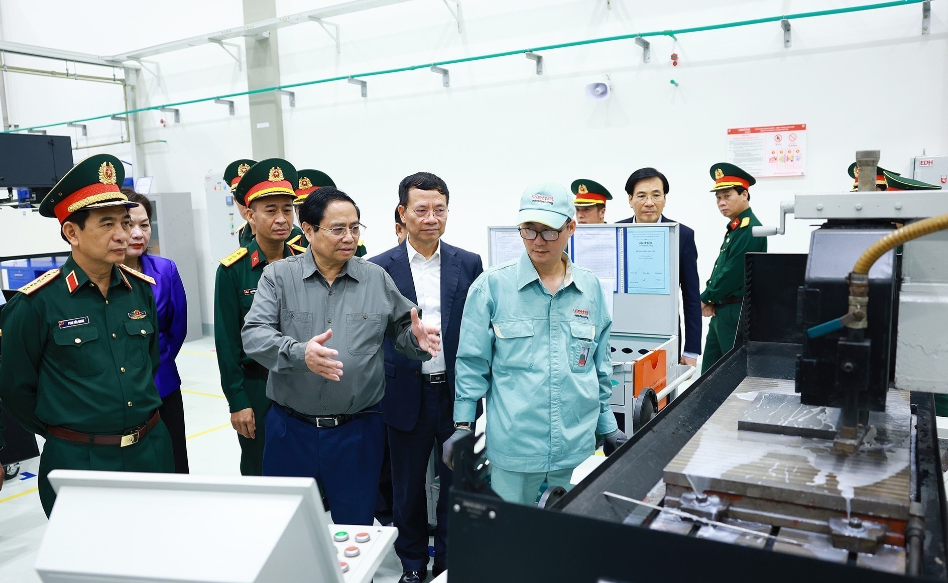 Tăng cường giáo dục chính trị, tư tưởng cho nhân lực khoa học, công nghệ ở Việt Nam hiện nay