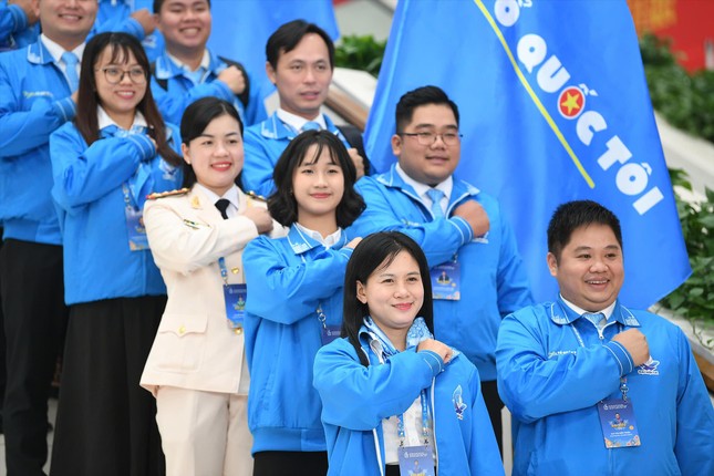 Khơi dậy khát vọng cống hiến của thế hệ trẻ Việt Nam trong kỷ nguyên phát triển mới của dân tộc