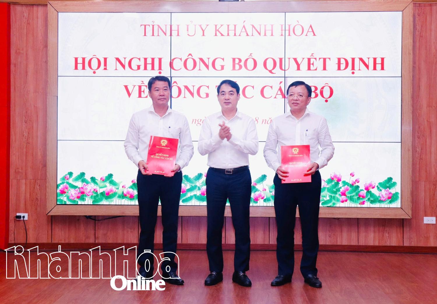 Tỉnh ủy Khánh Hòa tổ chức Hội nghị công bố quyết định về công tác cán bộ