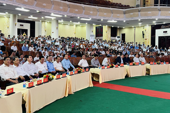 Hội nghị học tập, quán triệt, tuyên truyền cuốn sách "Kiên quyết, kiên trì đấu tranh phòng chống tham nhũng, tiêu cực, góp phần xây dựng Đảng và Nhà nước ta ngày càng trong sạch, vững mạnh" của Tổng Bí thư Nguyễn Phú Trọng