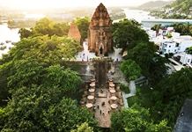 Náo nức lễ hội Tháp Bà Ponagar