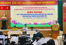 Lợi dụng quyền dân chủ để chống phá chế độ