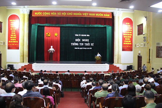 Thông tin thời sự quốc tế cho 800 đại biểu 