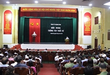 Thông tin thời sự quốc tế cho 800 đại biểu