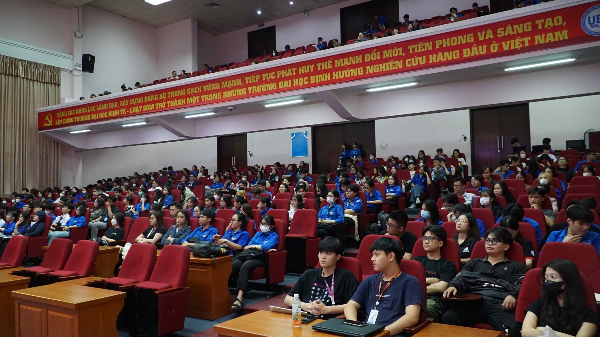 Nâng cao chất lượng công tác giáo dục lý luận chính trị cho sinh viên các trường đại học đáp ứng yêu cầu công nghiệp hóa, hiện đại hóa và hội nhập quốc tế 