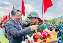 Khánh Hòa tiễn 2.214 thanh niên lên đường nhập ngũ năm 2024