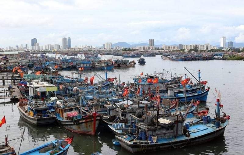 Thủ tướng yêu cầu tập trung ứng phó khẩn cấp với bão số 4
