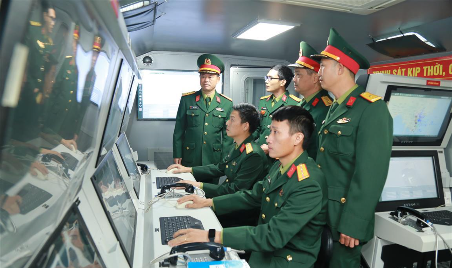 Bảo đảm an ninh mạng cho các nền tảng công nghệ phục vụ công tác tư tưởng, lý luận của Đảng hiện nay