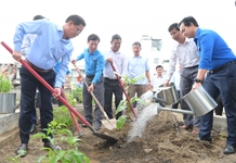 Phát động phong trào “Đường tàu - Đường hoa” và công trình thanh niên “Sắc xanh một dải xứ Trầm”