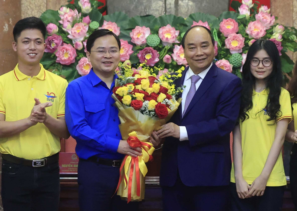           Chủ tịch nước: Lan tỏa những tấm gương thanh niên cống hiến, xây dựng đất nước      