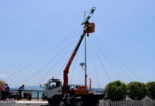 Phố biển chỉnh trang trước ngày hội lớn