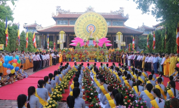 Khai thác giá trị văn hóa tín ngưỡng, tôn giáo trong phát triển du lịch ở nước ta