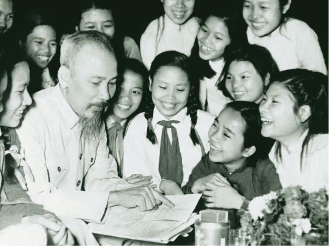 Triết lý Hồ Chí Minh về mục tiêu giáo dục và định hướng phát triển nhân lực chất lượng cao ở Việt Nam trong kỷ nguyên mới