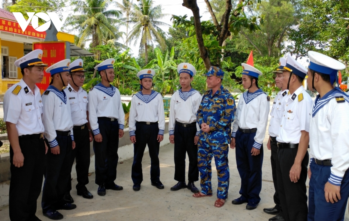           Không khí chuẩn bị Tết tại Trường Sa      