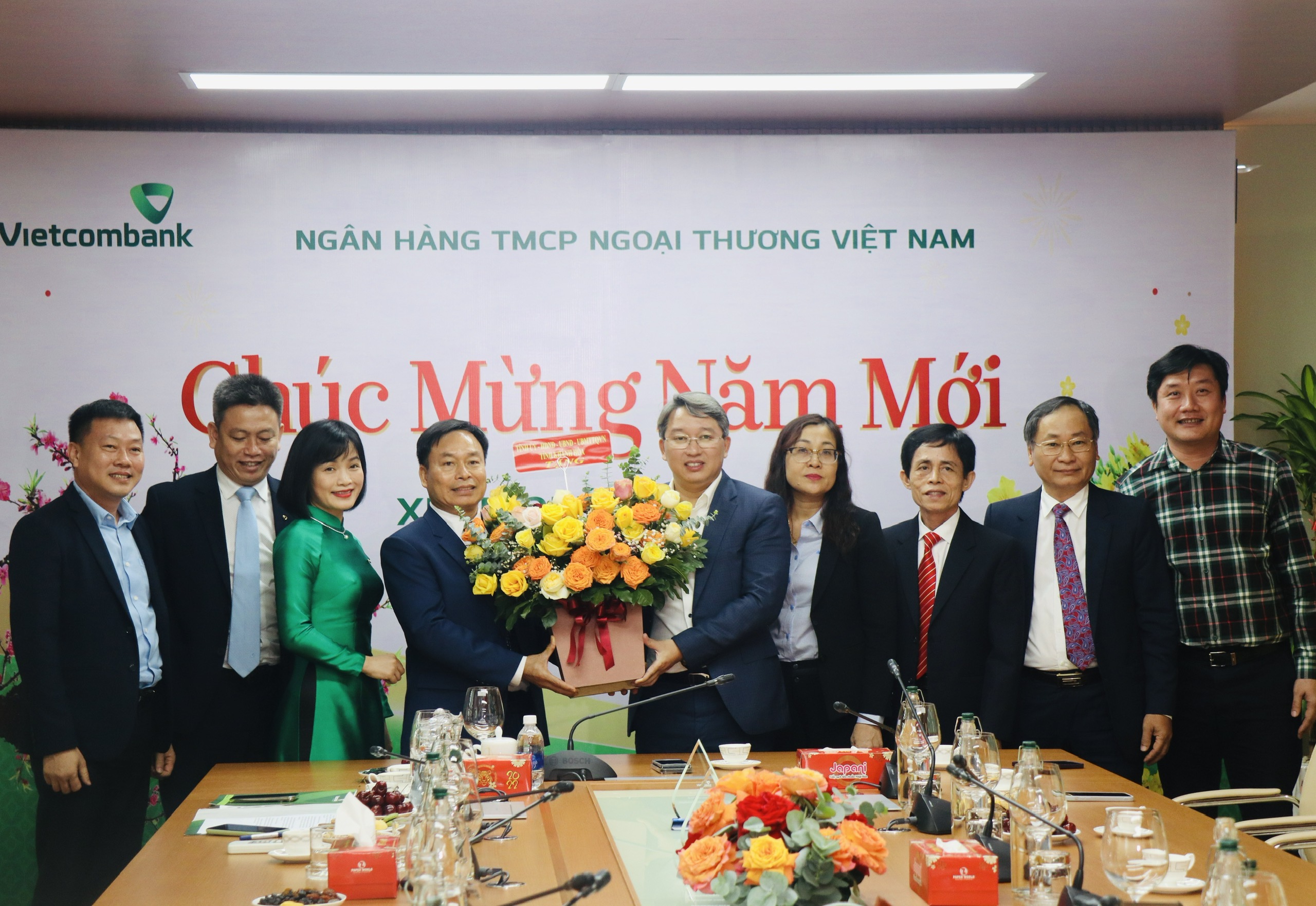 Bí thư Tỉnh ủy Nguyễn Hải Ninh thăm doanh nghiệp đầu năm Quý Mão