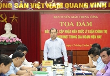 Phổ biến, bồi dưỡng, cập nhật kiến thức lý luận chính trị trong tình hình mới