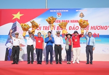 Tiễn đoàn “Hành trình tuổi trẻ vì biển, đảo quê hương” năm 2024
