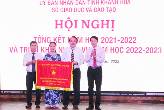 Hội nghị tổng kết năm học 2021-2022
