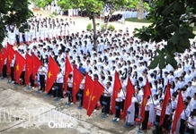 Bộ Chính trị ban hành Nghị quyết về đột phá phát triển giáo dục và đào tạo